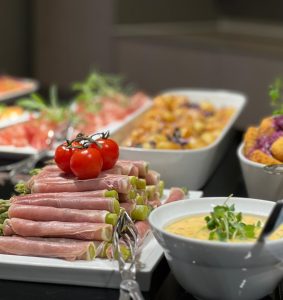 The Five Secrets of Elegant Event Dining